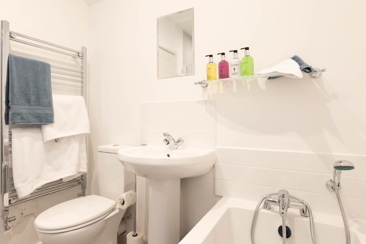 Caer Fedwen Barns Clwyd Cottage Two Bed, Barn Conversion With Private Hot Tub Bodfari ภายนอก รูปภาพ